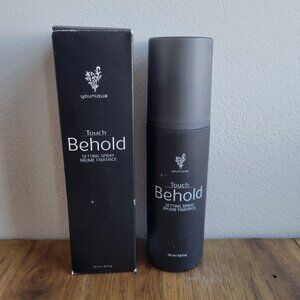 NIB Younique Touch Behold Setting Spray 4oz.